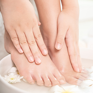 Color Me Nails & Spa